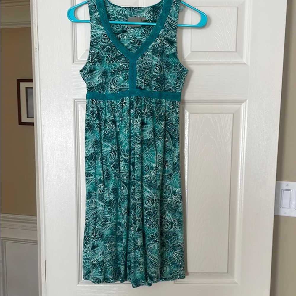 Athleta Teal and White Floral-Print Dress